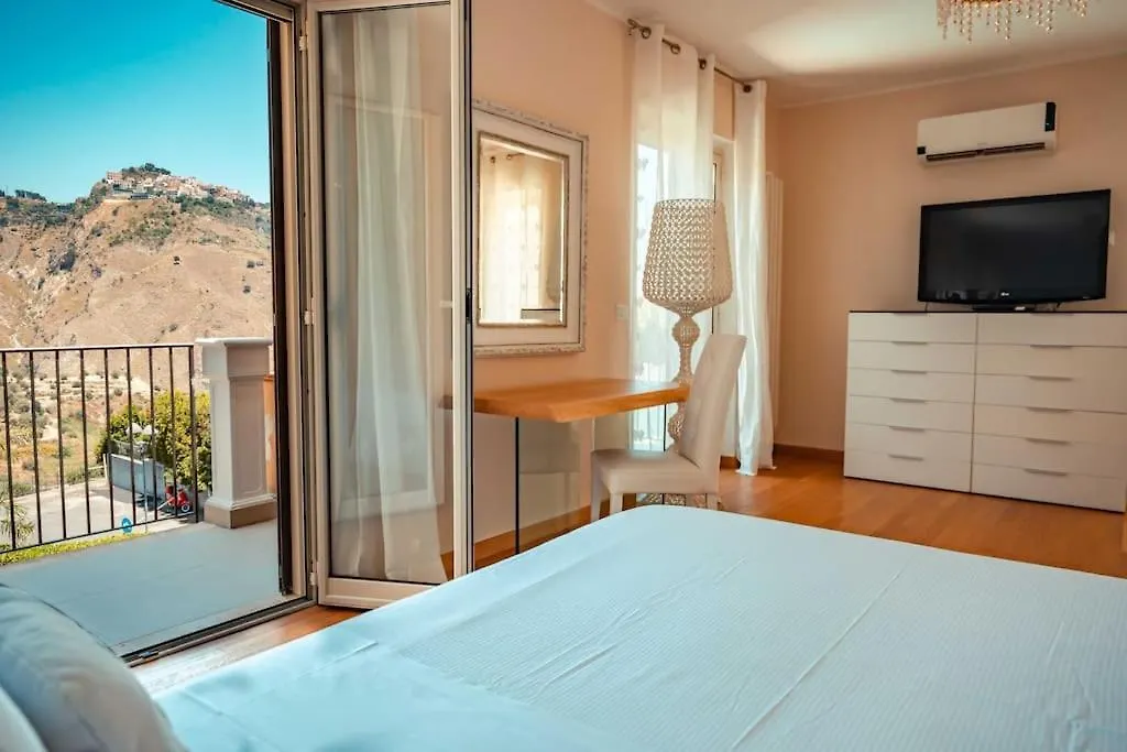 Private Modern Villa In Taormina