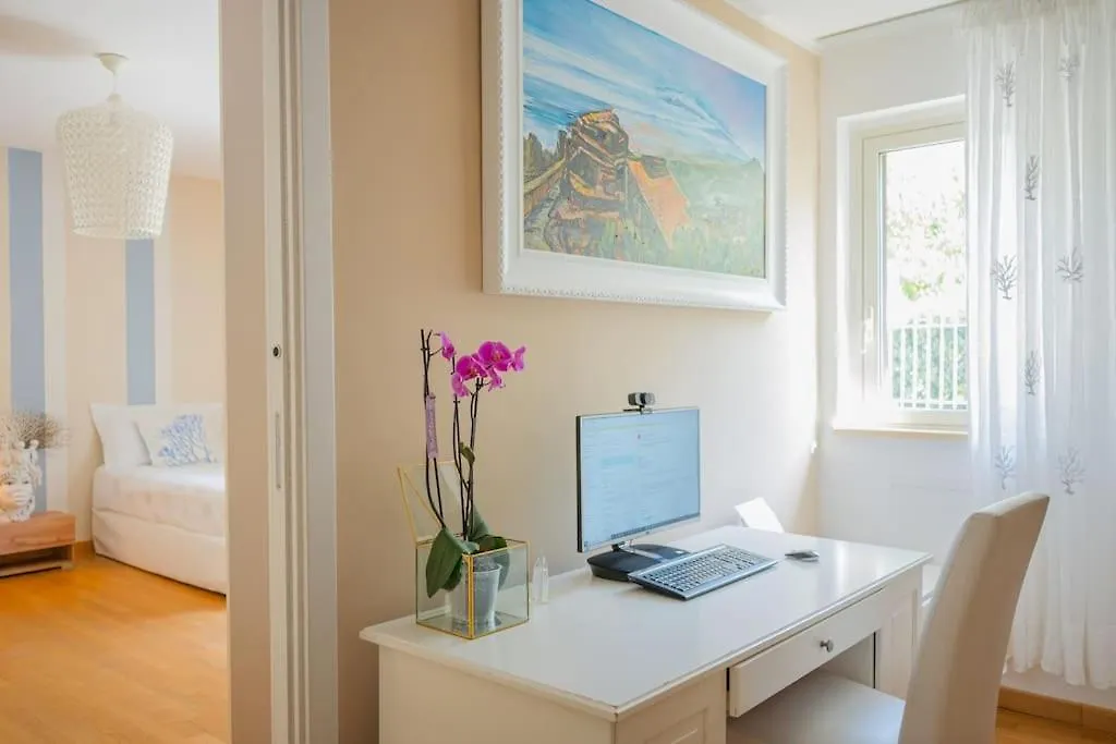 Private Modern Villa In Taormina