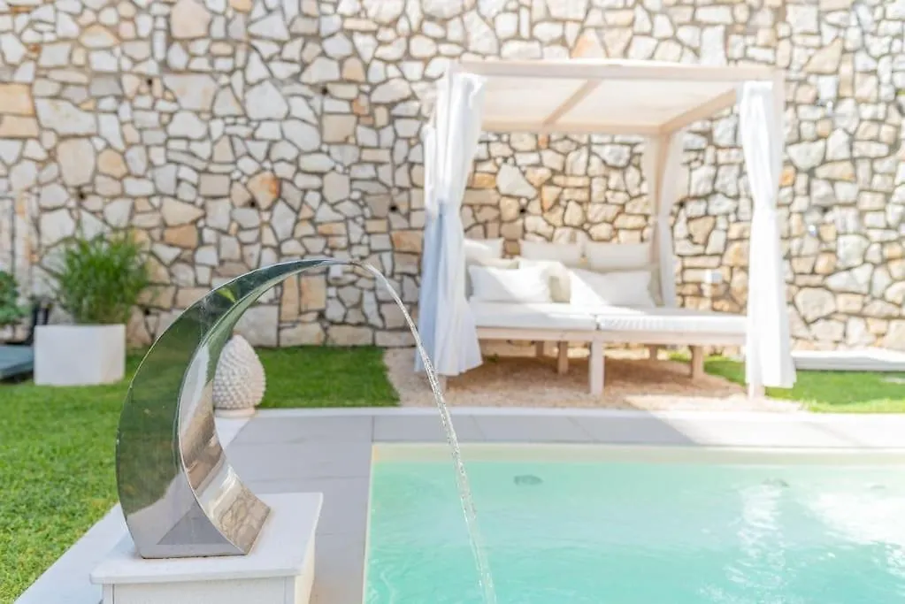 Private Modern Villa In Taormina Italy