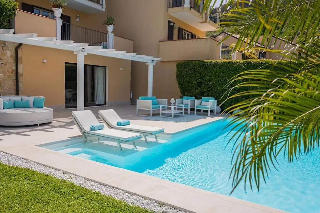 Private Modern Villa In Taormina