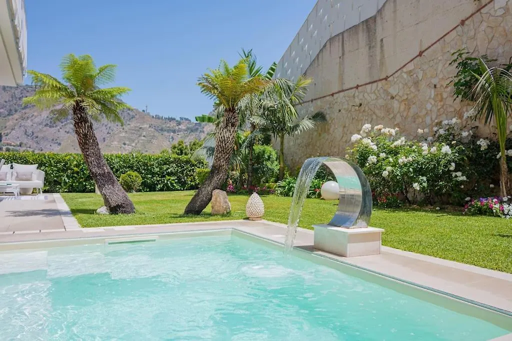 Private Modern Villa In Taormina Italy