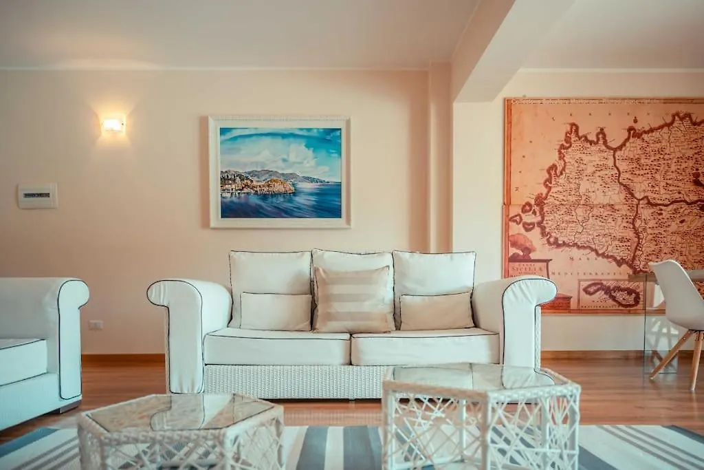 Private Modern Villa In Taormina