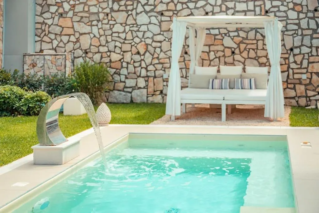 Private Modern Villa In Taormina