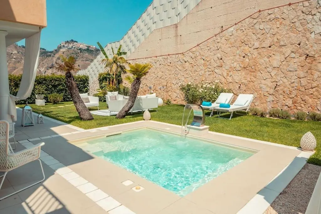 Private Modern Villa In Taormina