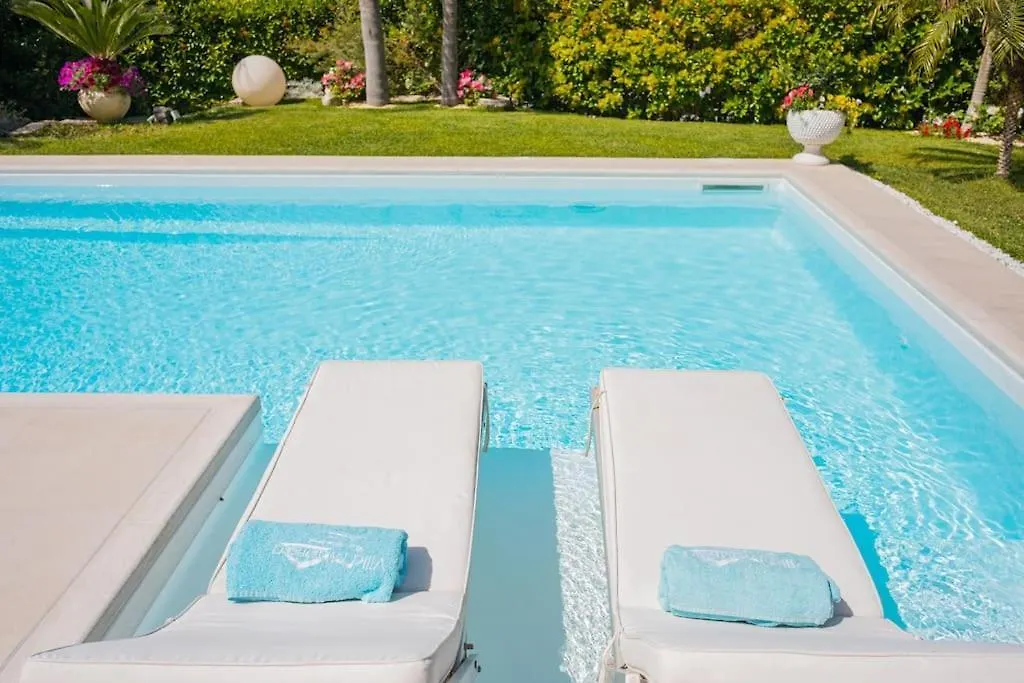 Private Modern Villa In Taormina